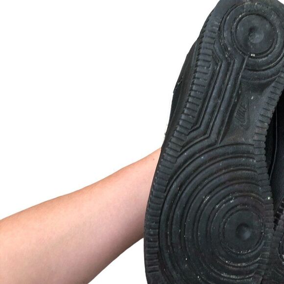 RARE 2018 Nike Air Force 1 Utility Black White Size 5.5 - Picture 14 of 15